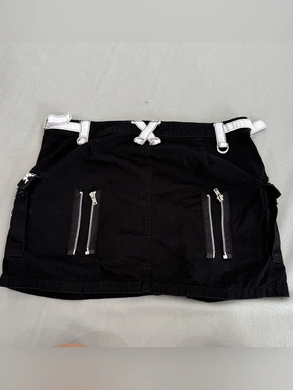 Tripp NYC Black Cargo Pocket Mini Skirt Sz XL Black with White Details Skull Zip